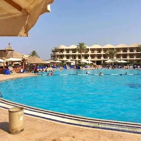 قرية الحياة السياحية